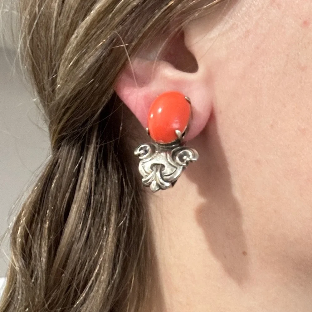 Vintage 80s GAS Bijoux St Tropez Faux Coral Cabochon Silver Tone Clip Earrings